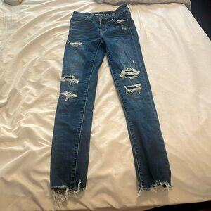 American Eagle Women’s Ripped Skinny Jeans